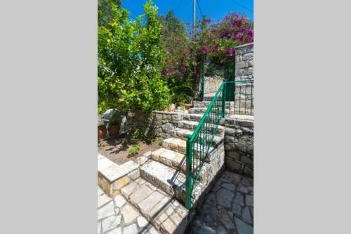Thanos Renovated Cottage In Paxos, Lychnatika