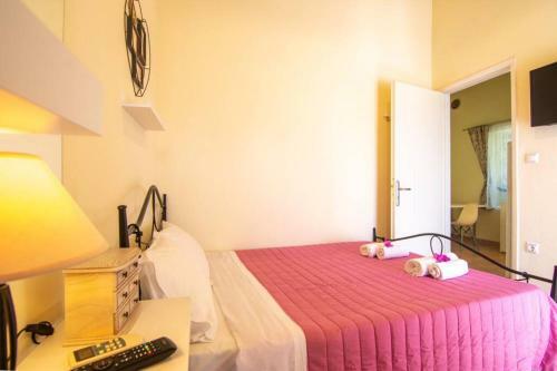 Thanos Renovated Cottage In Paxos, Lychnatika