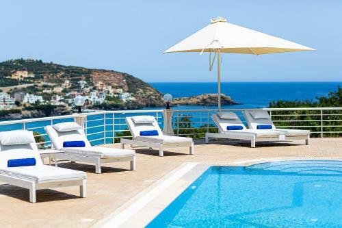 Promitheas Villa, Sea Side Resort!