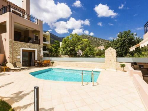 Apartment In Holiday Complex In Vlichada With Parking Space