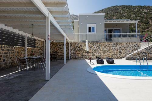 Family Friendly Basilicata Attali Villa Private Pool,children Area