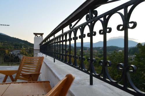 Villa Vytina With Garden And Bbq