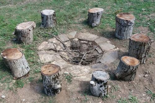 Wood Cabin By The River - For Nature Lovers