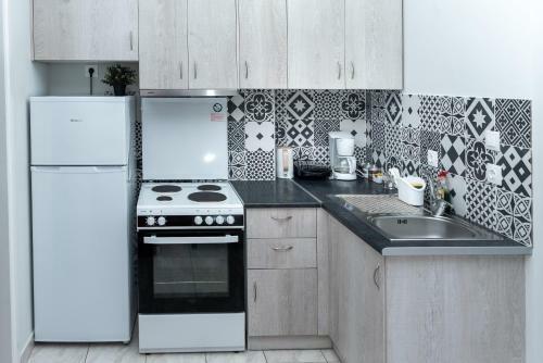 Kosta's Apartments