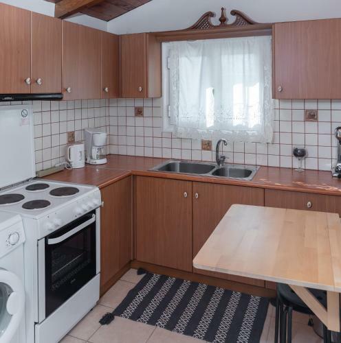 Kosta's Apartments