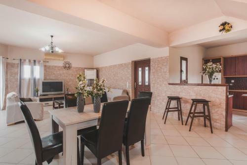 Villa Volimes