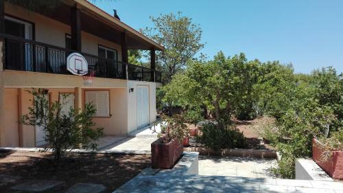 Cozy House Near Airport