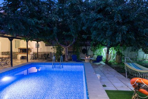 Corinthian Villas Orange Villa