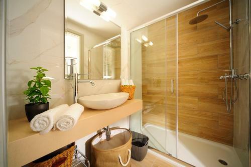 Hawk Villa, Nature Essence!