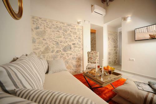 Hawk Villa, Nature Essence!