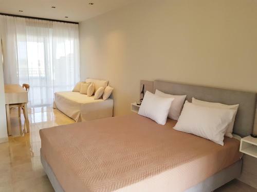 Houmas Apartments