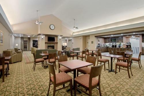 Hotel Homewood Suites By Hilton Rochester - Victor