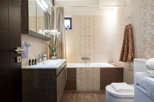 Thea Family Apartment 2