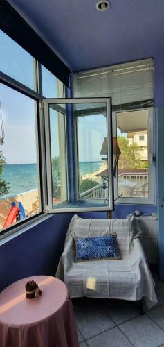 Xylokastro Beachfront Residence