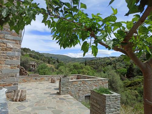 Apartamento Iris' Traditional Stone House
