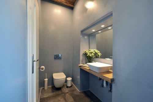 Kalivitis Boutique House
