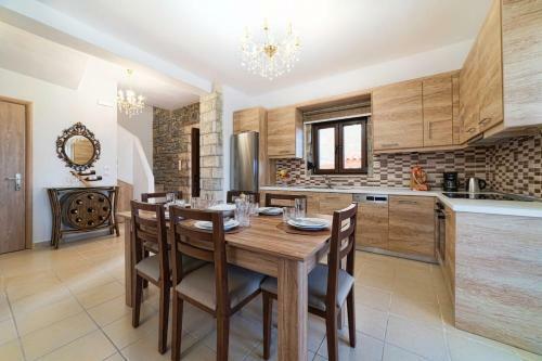 Asfendamos Villas