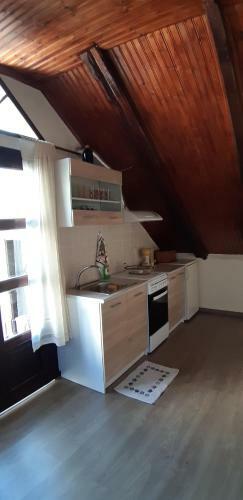 Apartamento Kiki's Villa