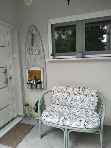 Mary's Dreamy Maisonette