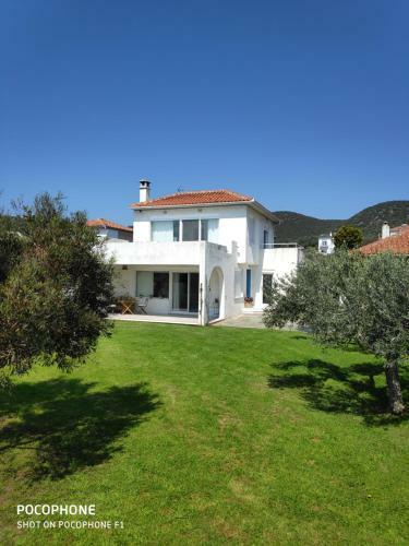 V.k.seaside Villa