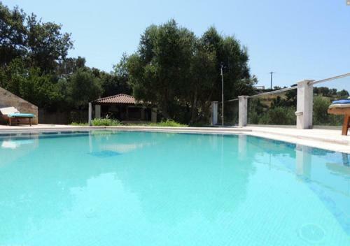 Provarma Hills Luxury Villa Gerani