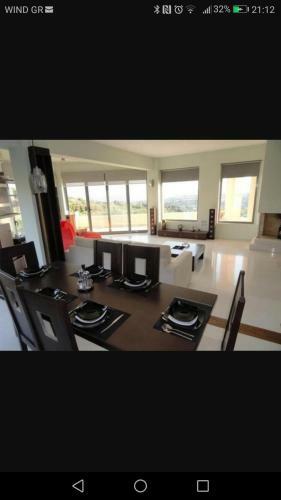Provarma Hills Luxury Villa Gerani
