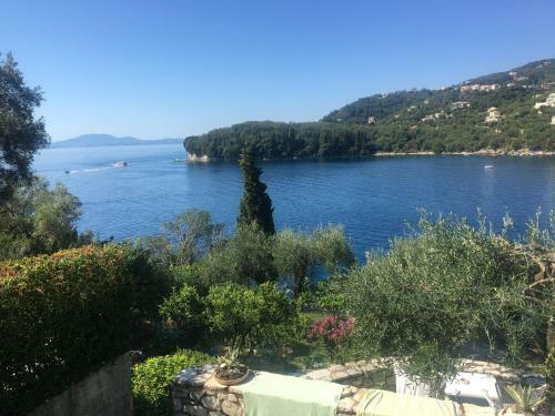 Kala.mia Charming Sea View Villa