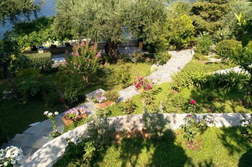 Kala.mia Charming Sea View Villa