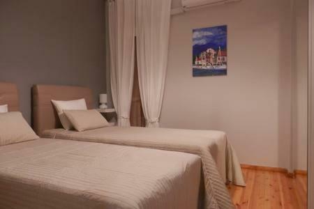 Modern Central Apartment