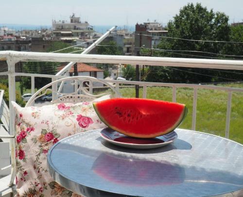Sunny Apartment Near The Center