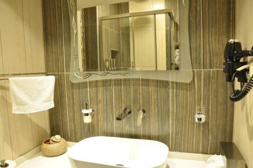 Apartamento Agias Sofias Street Luxurious Studio