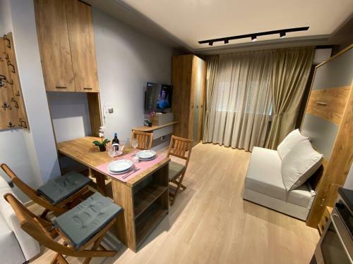 Luxury Apartment In Aristotelous Square