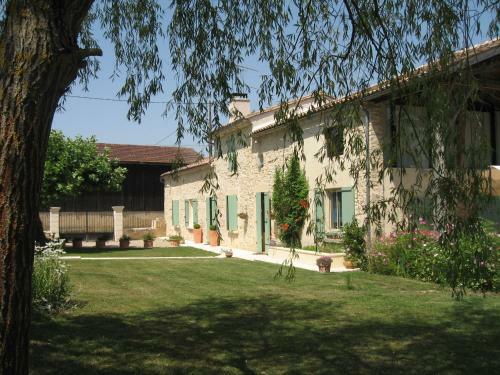 Hostal La Dor�pontaise