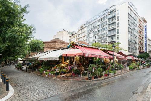 Delmare Dahlia Double Apartment