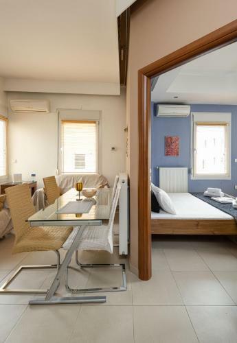 Delmare Dahlia Double Apartment