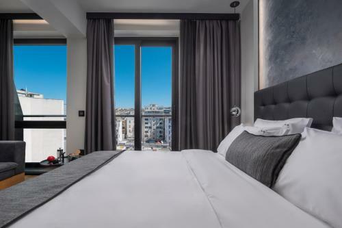 No 15 Ermou Hotel