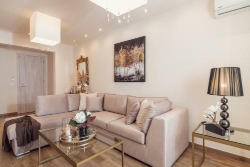 Maison Downtown Luxury Apartments!