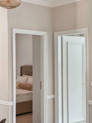 �clair Apartment Collection