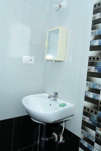 Emperial Inn 2 Bhk AC Apartment