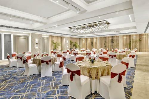 Hotel Park Inn By Radisson Surat