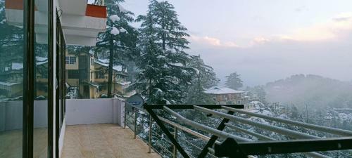 Valley View Two Bedroom Apartment