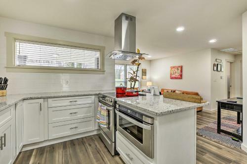 Colorful Decatur House With Deck And Backyard!