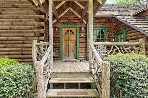Above It All Luxury Mountain Log Cabin