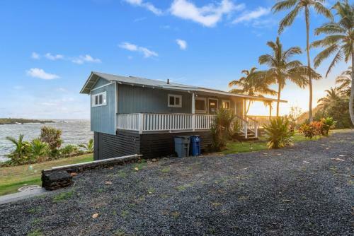 Hana Bay Oceanfront Elua Cottage Cottage
