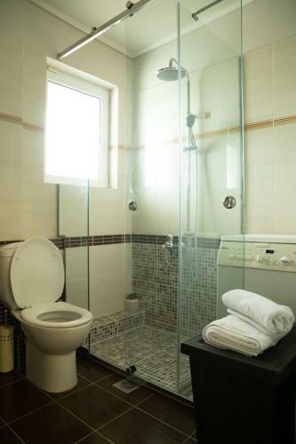 Luxury Heated Pool Villa