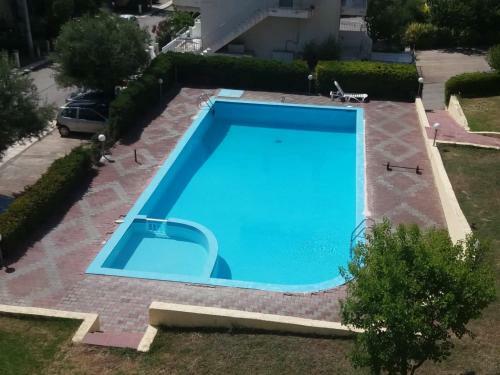 Apartamento Gerakini 2br Apt With Shared Pool