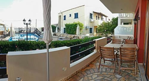 Medusa's Villas