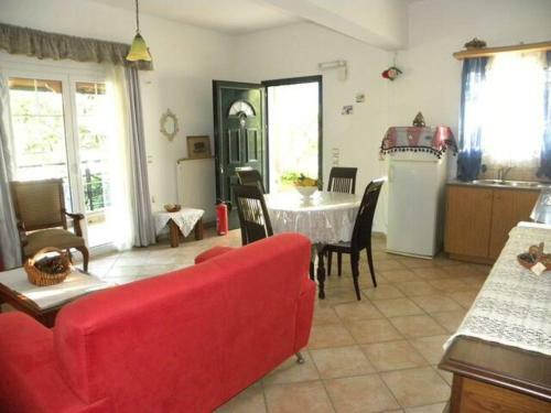 Tholeto Apartments