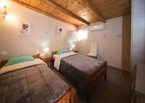 Efi Apartments