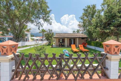 Villas Yiannitsis, Acharavi Beach